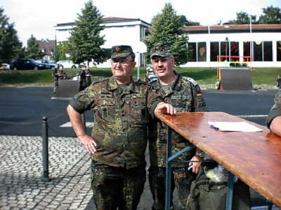 Kameraden beim K�nigsberg-Coburg-Marsch